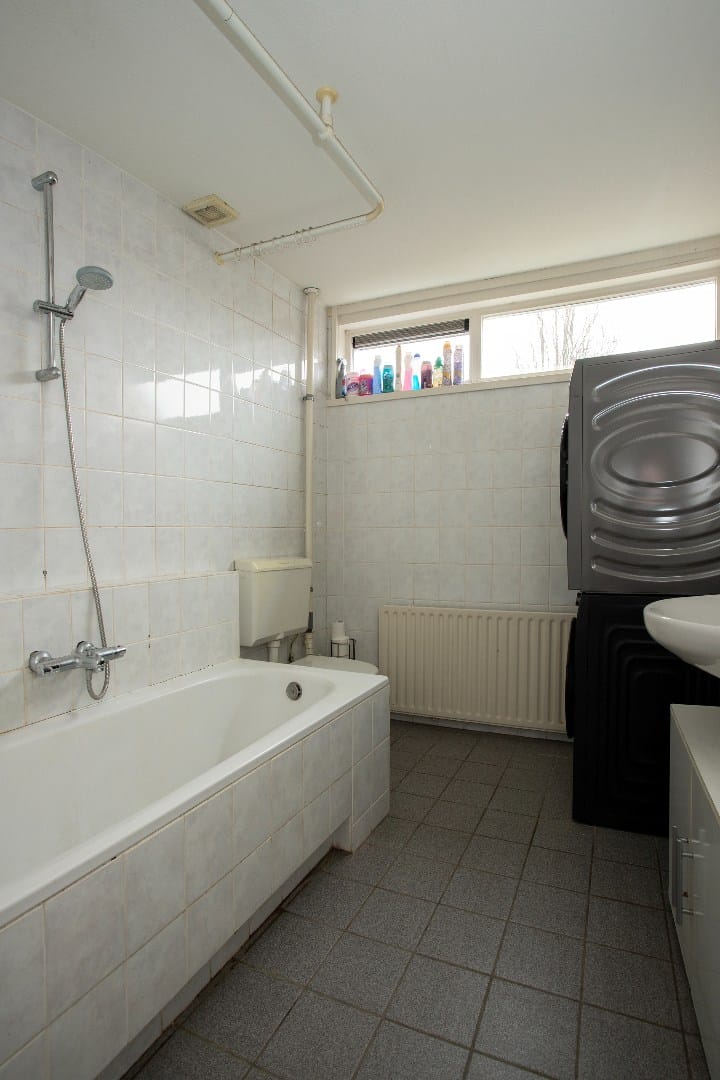 Photo 24 of Alberdingk Thijmlaan 16