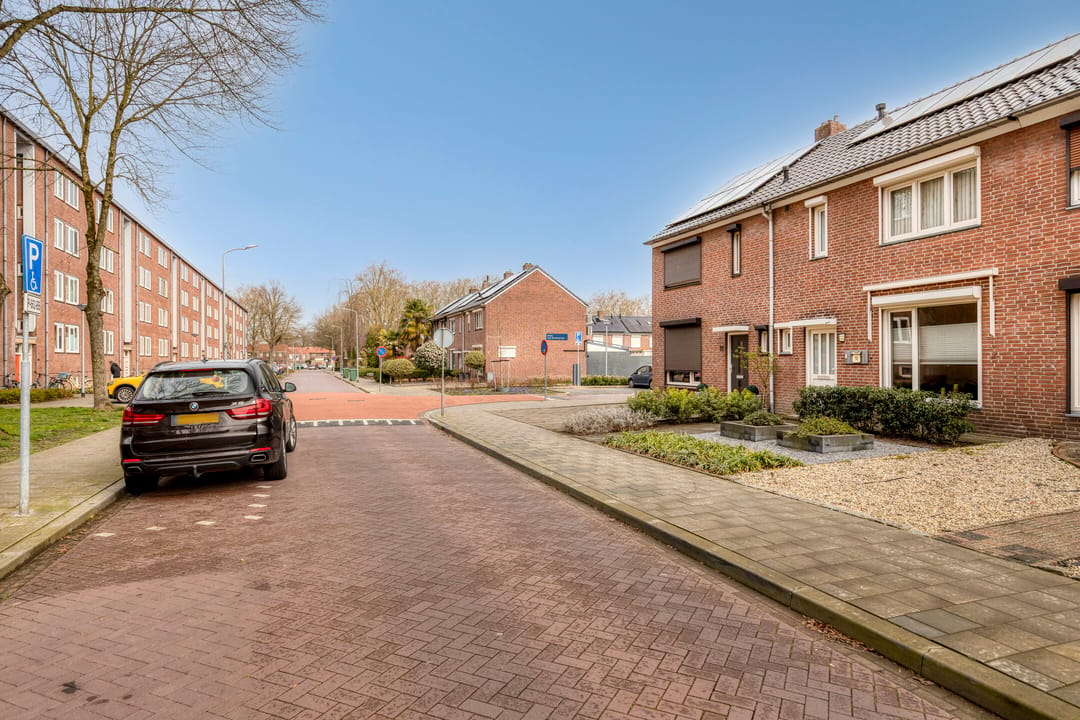 Photo 38 of Louise de Colignystraat 13