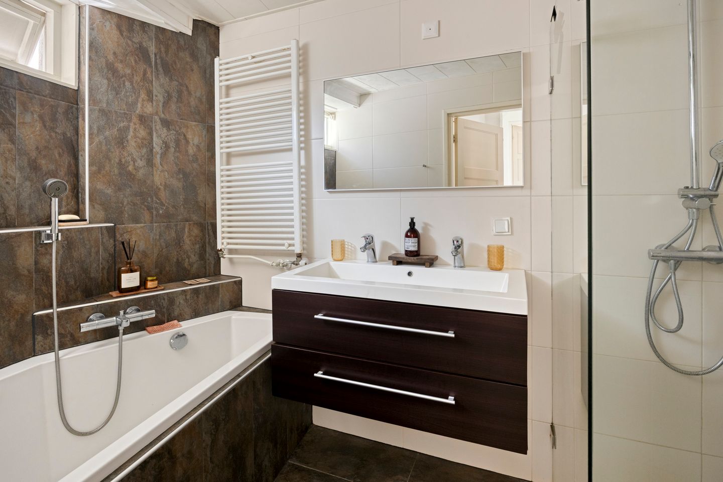 Photo 19 of Papendwarsstraat 10