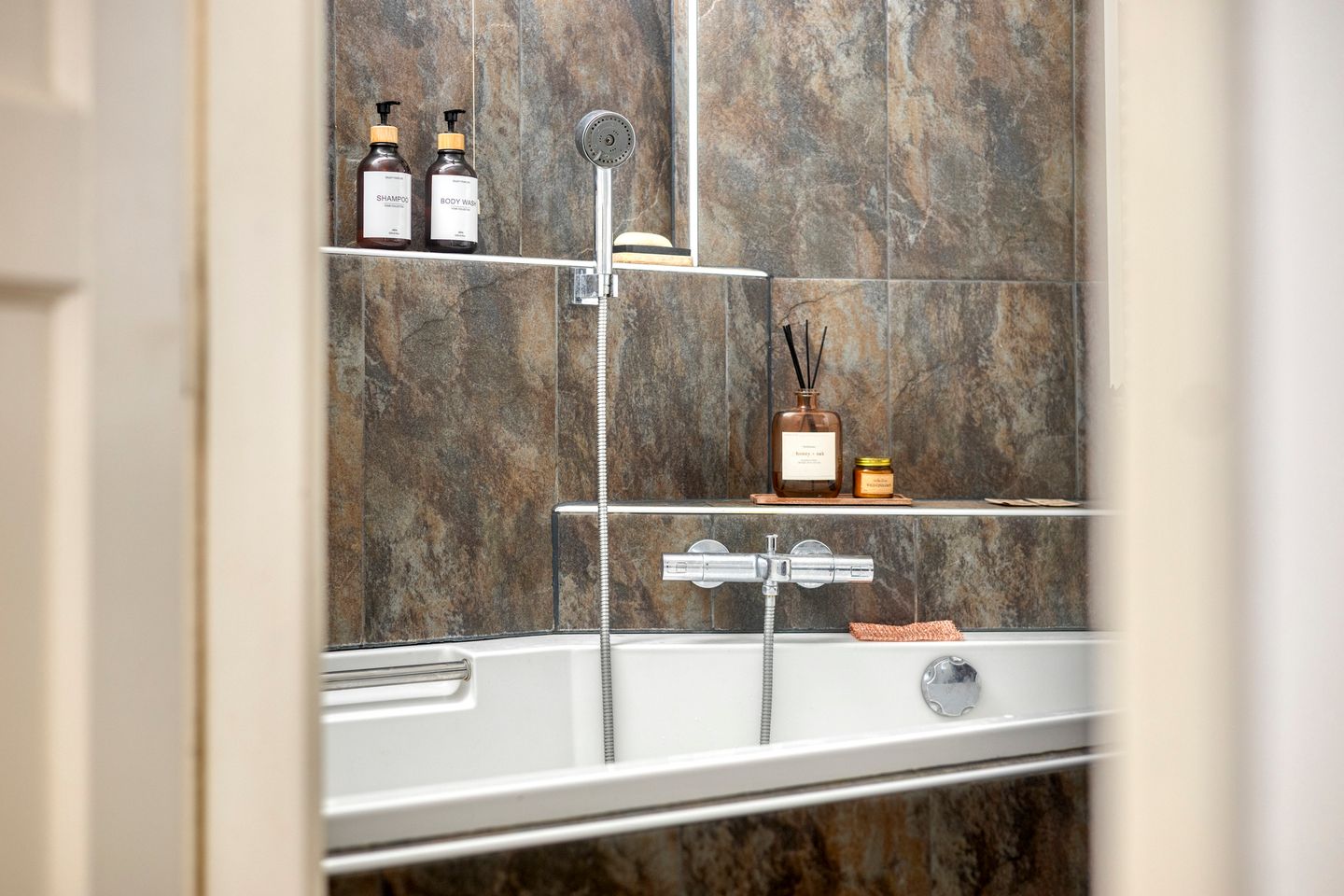 Photo 25 of Papendwarsstraat 10