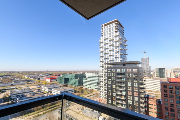 Appartement te koop: Hogehilweg 12B77, Amsterdam