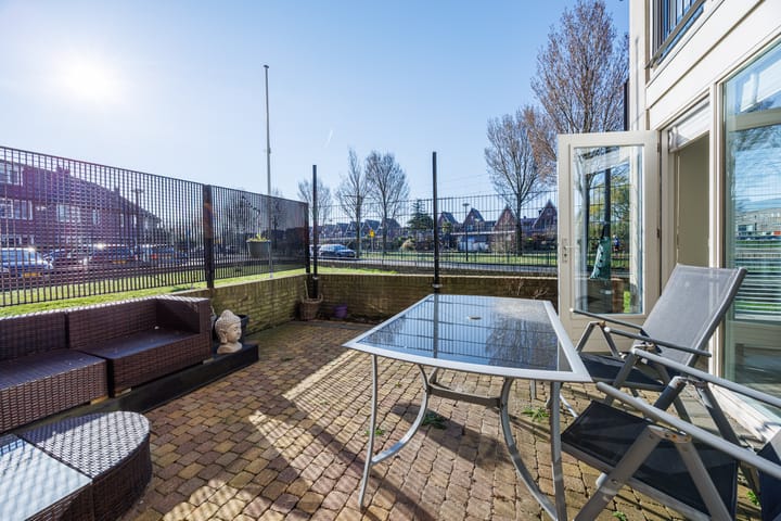 Photo 3 of Fie Carelsenlaan 10