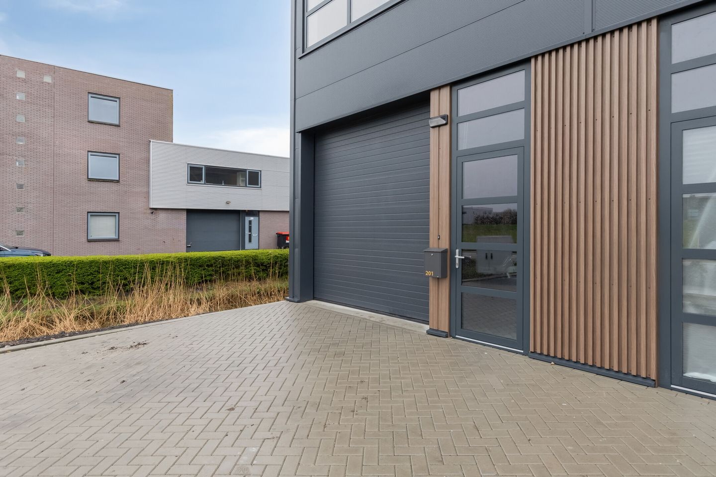 Bekijk foto 3 van Chemieweg 201