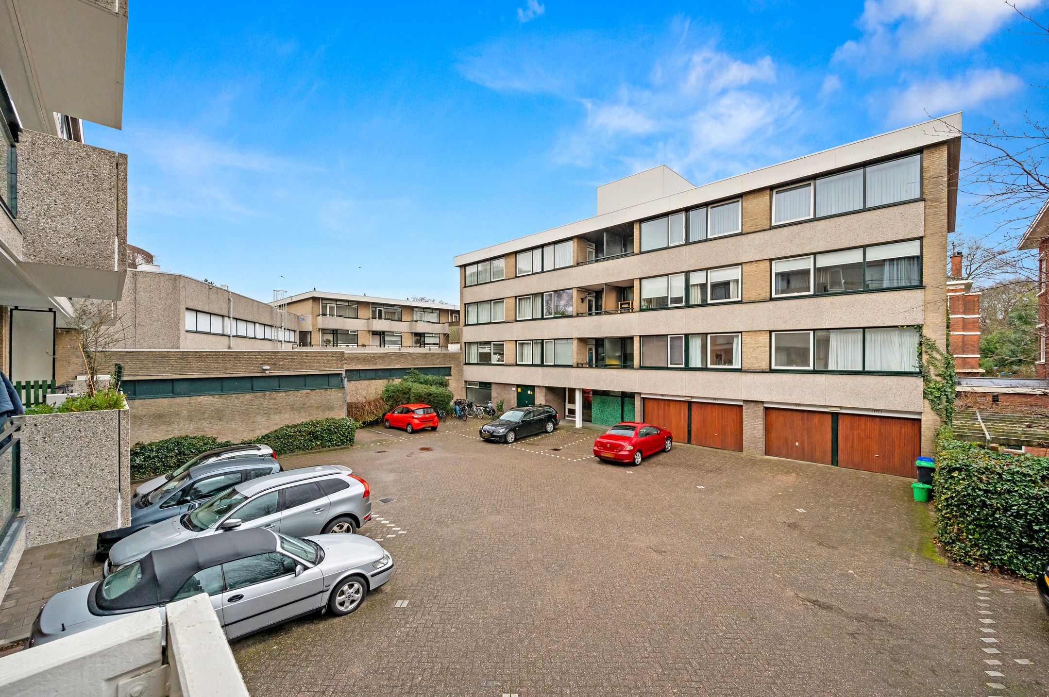 Spacious 3-room apartment in green Duinzigt with balcony and inventory — 15
