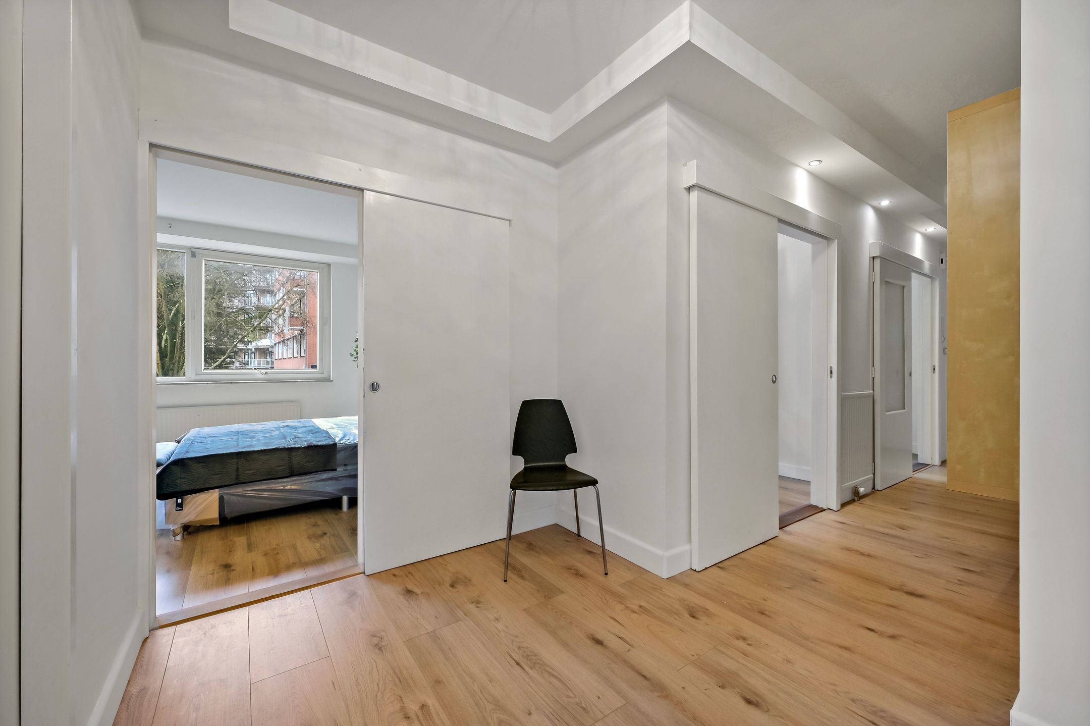 Spacious 3-room apartment in green Duinzigt with balcony and inventory — 27
