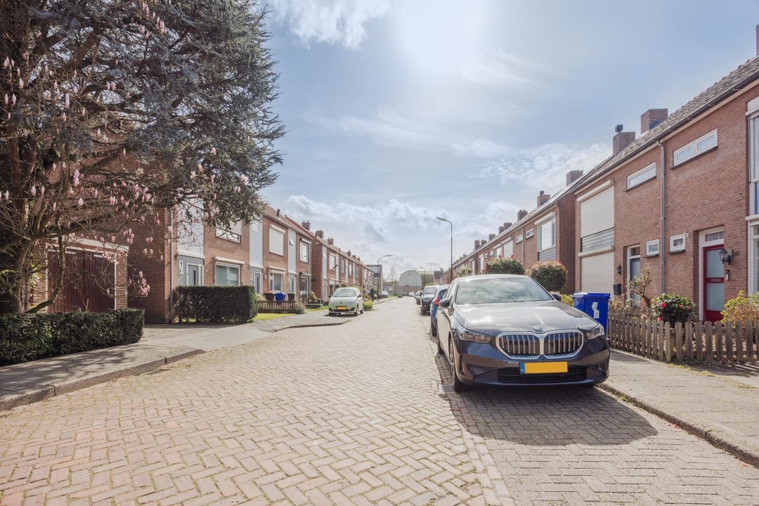 Foto 8 van Graaf Janstraat 30