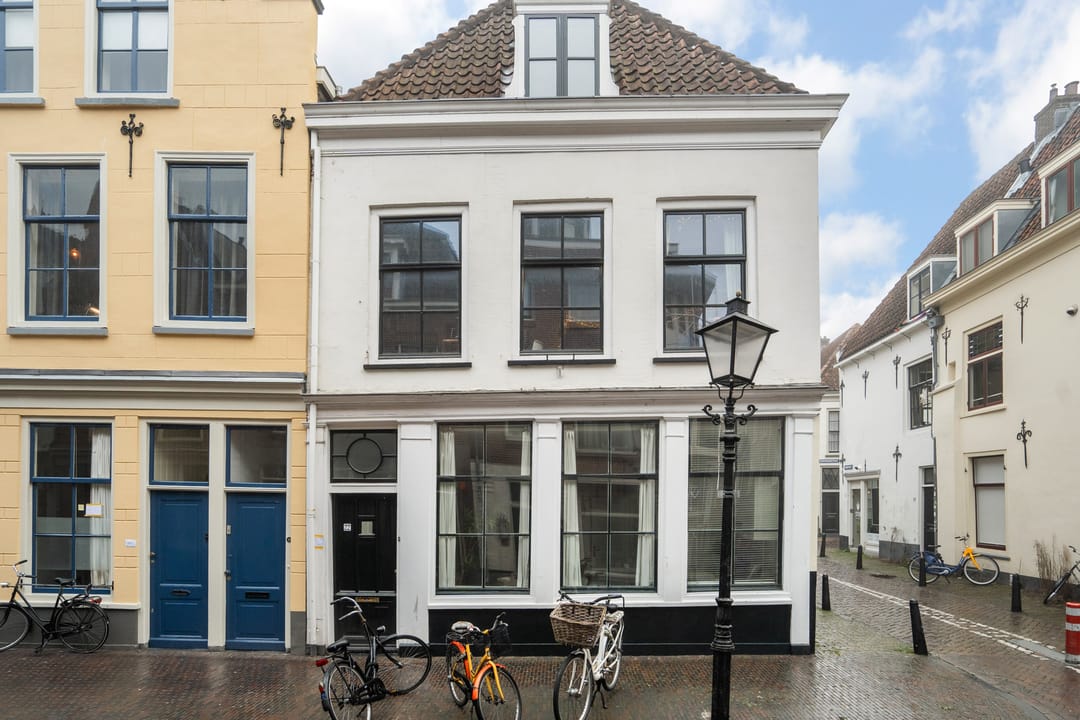 Photo 1 of Pauwstraat 21