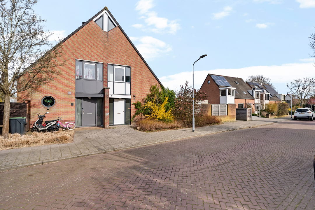 Photo 1 of Waterdrieblad 19