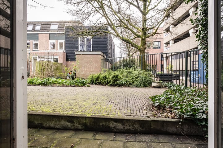 Photo 3 of Essenstraat 9-A