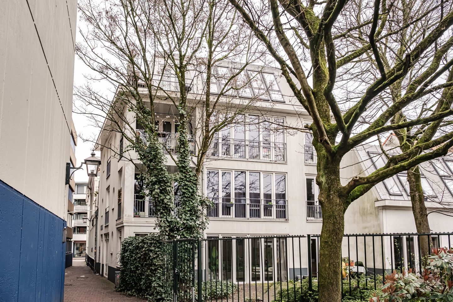 Photo 19 of Essenstraat 9-A