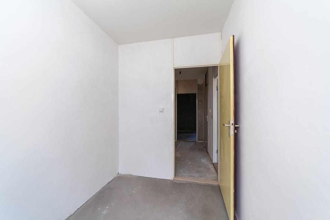 Ground floor apartment with three bedrooms and south facing garden — 19