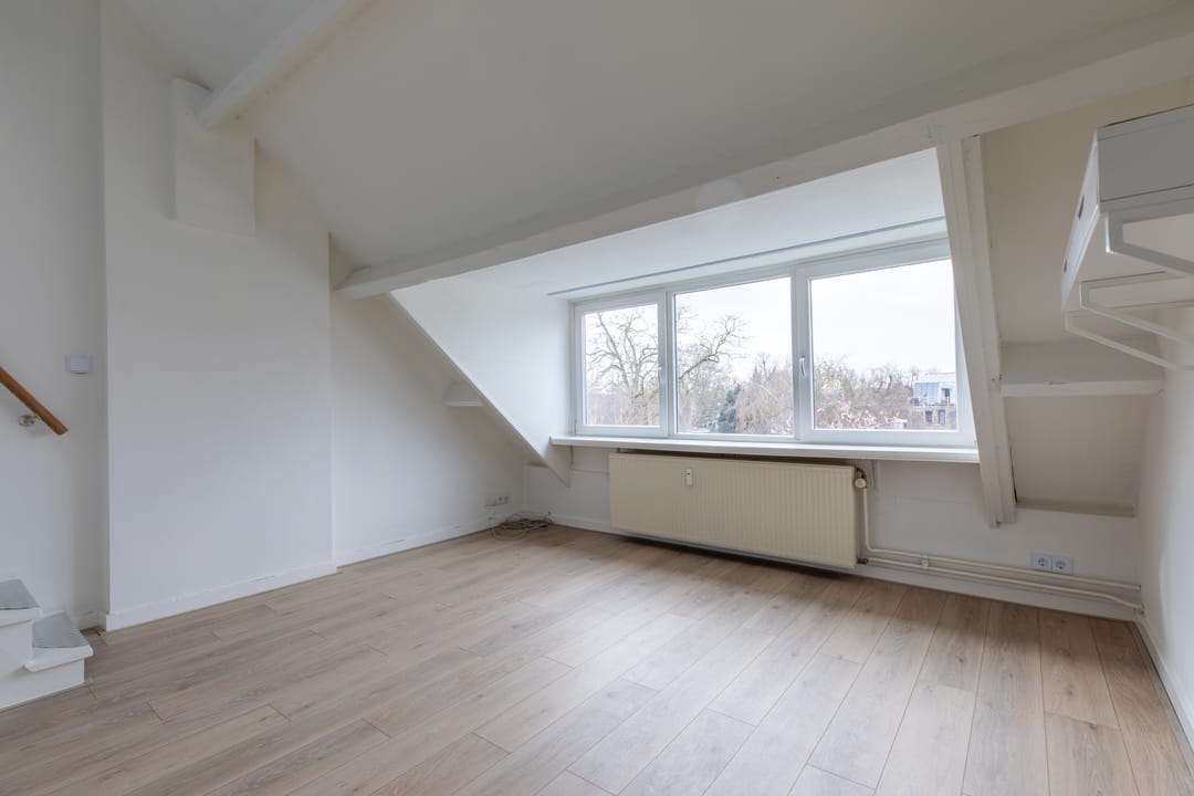 Foto 2 van Koningin Emmaplein 12-D