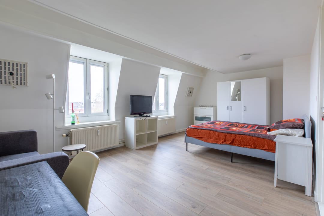 Foto 7 van Koningin Emmaplein 12-D