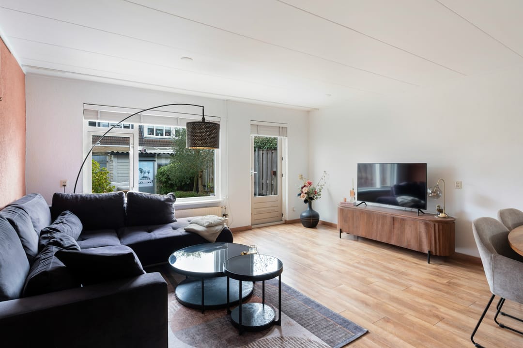 Photo 8 of Bakema-erf 303