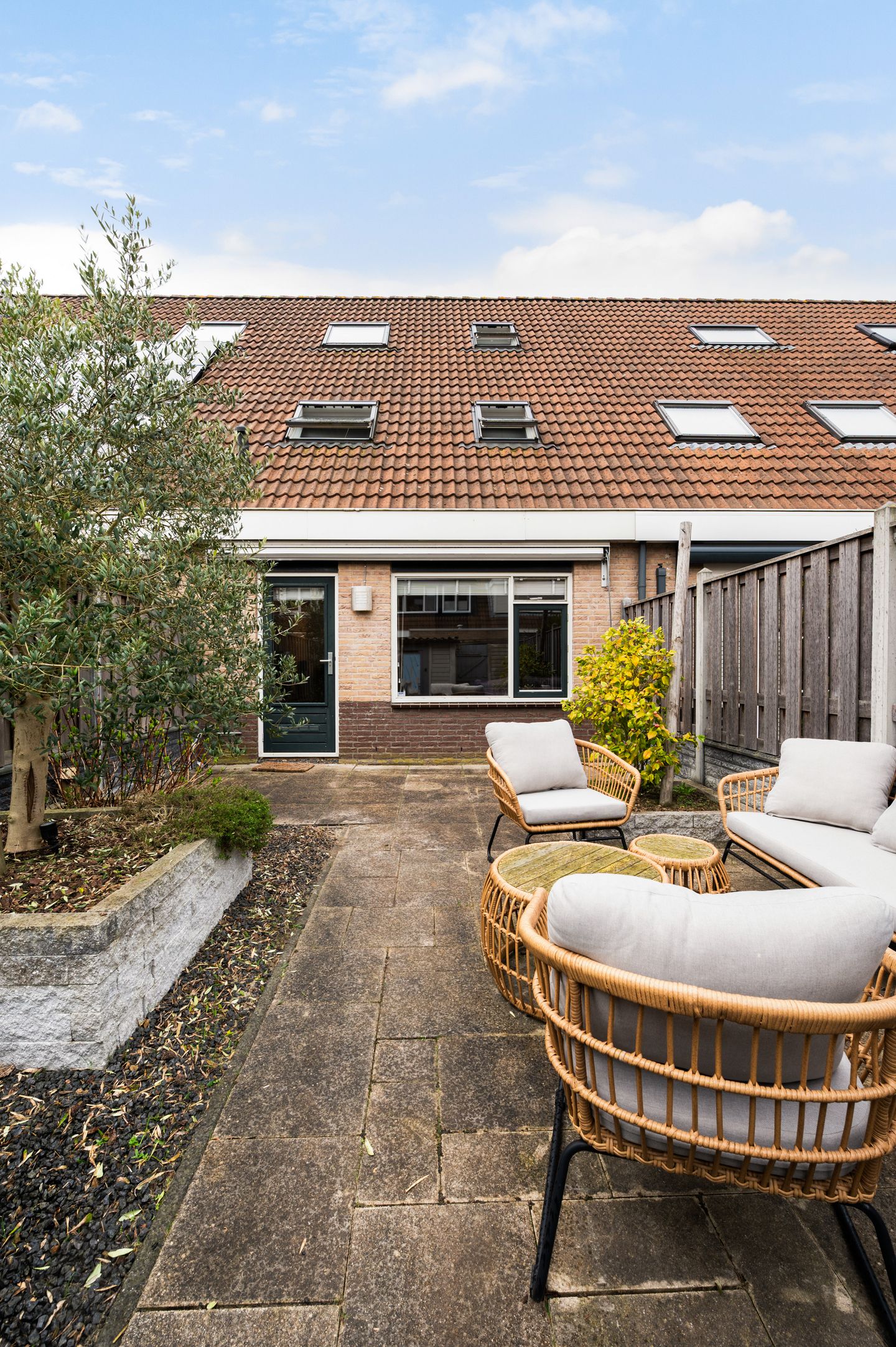 Photo 44 of Bakema-erf 303