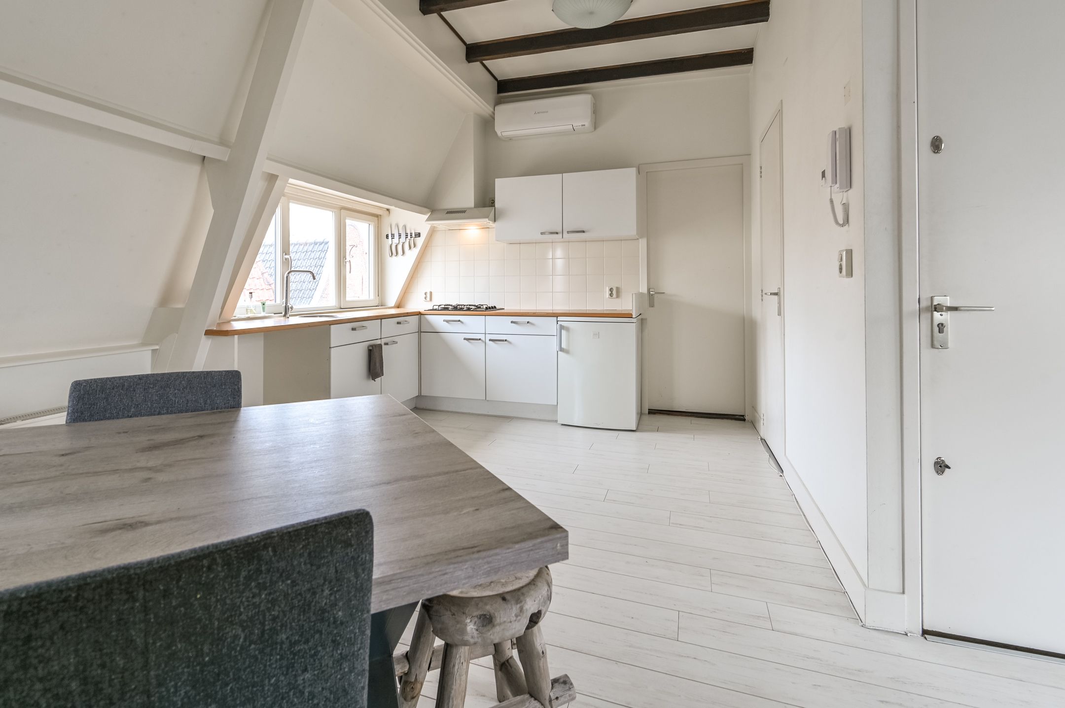 Foto 6 van Kleine Houtstraat 121-B