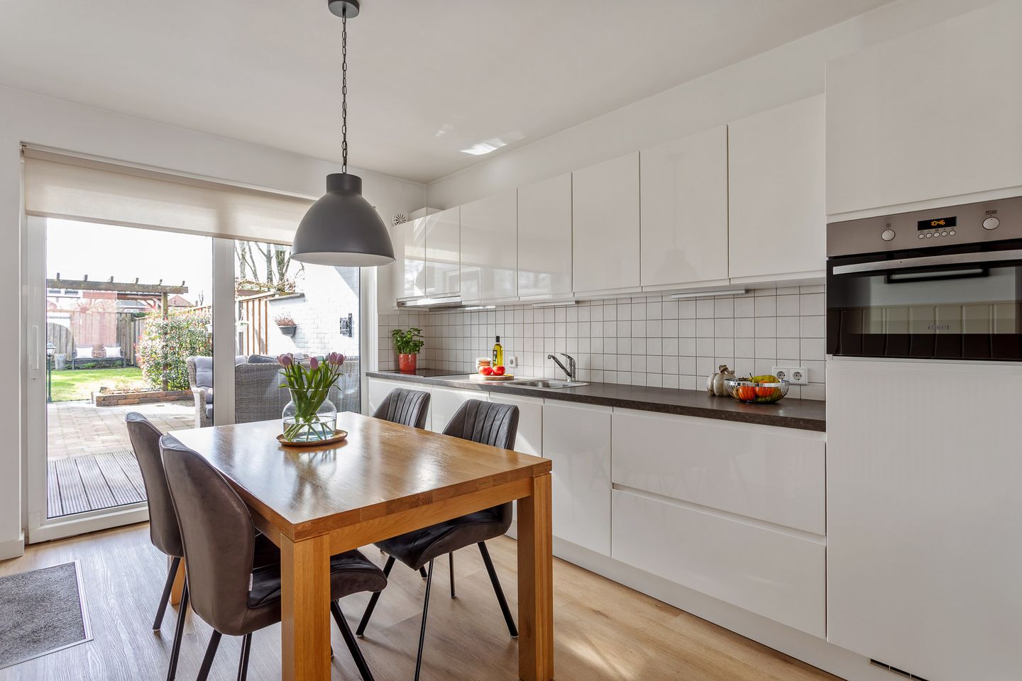 Foto 10 van Dahliastraat 13