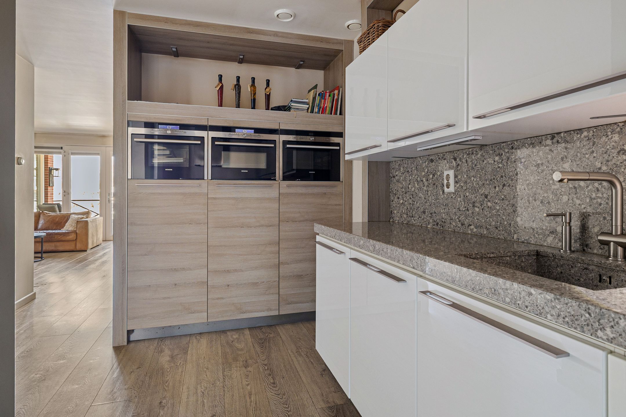 Foto 12 van Weegbreestraat 54-36