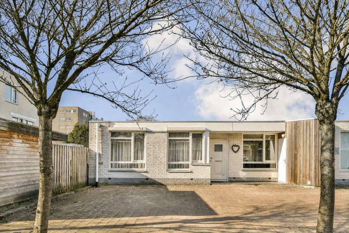 Carry Pothuiskade 116