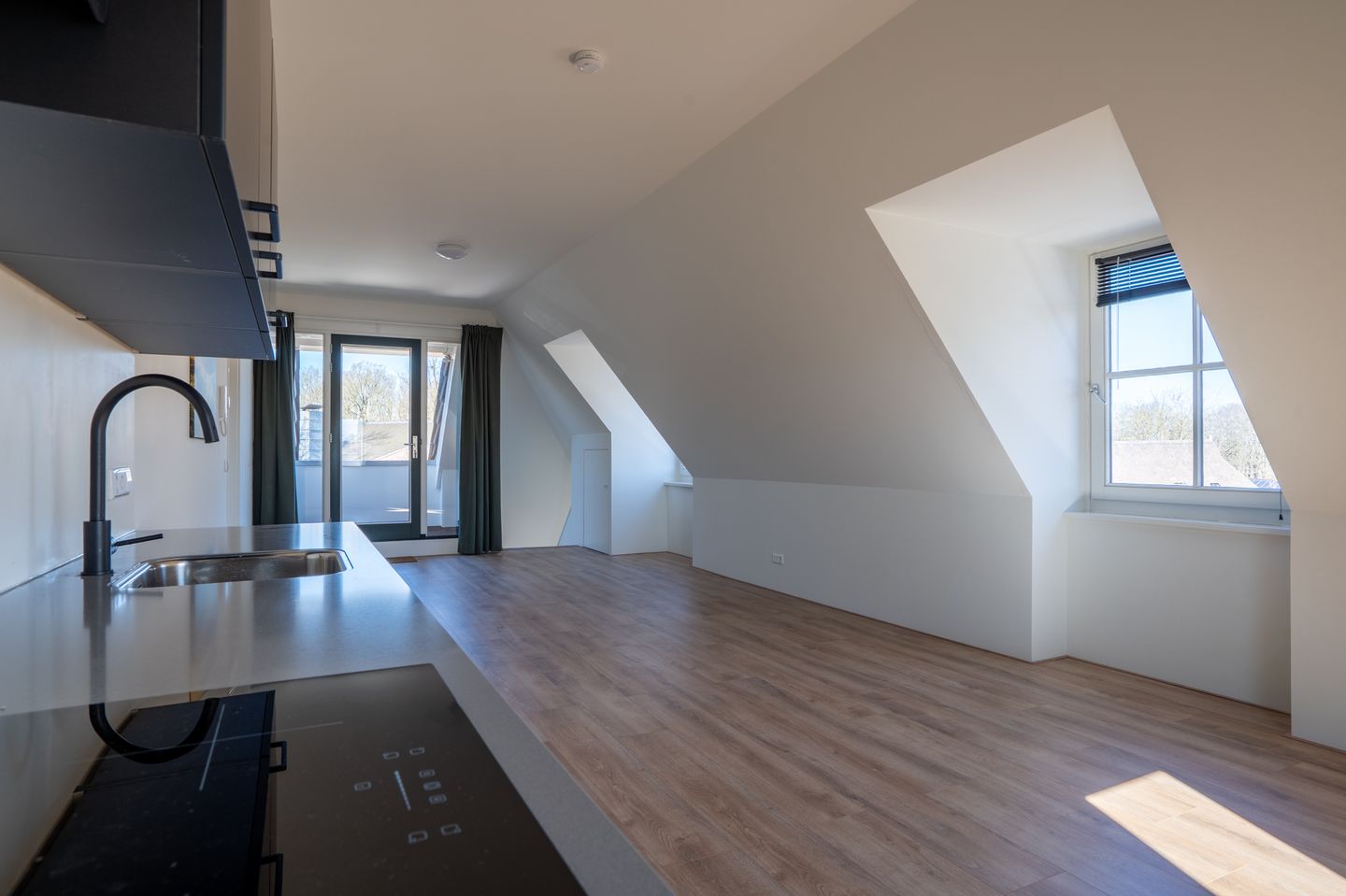 Photo 10 of Hoofdstraat 12-B