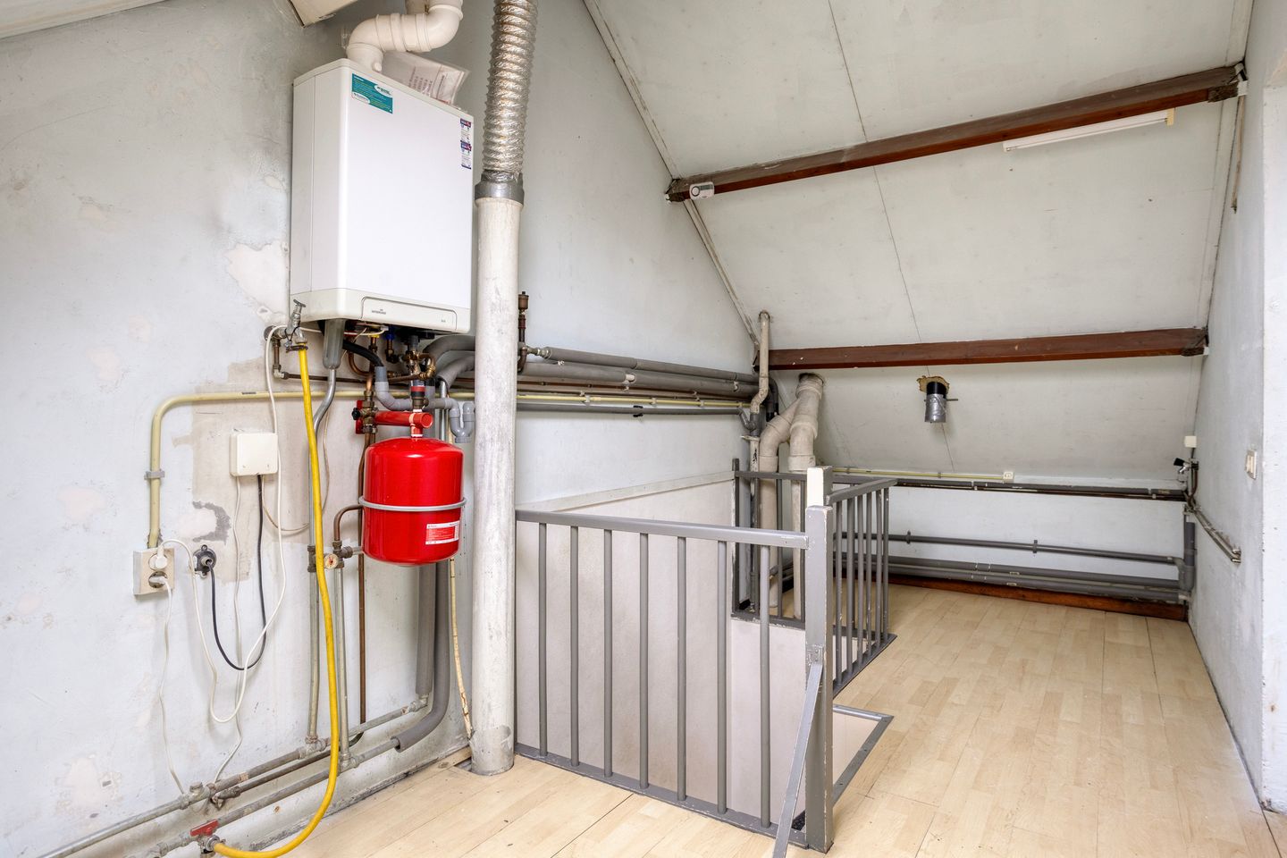 Photo 19 of Wolgastraat 32