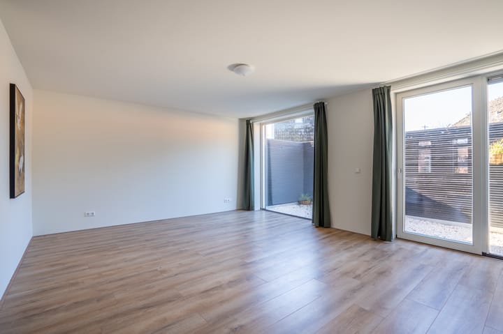 Photo 4 of Hoofdstraat 12-C