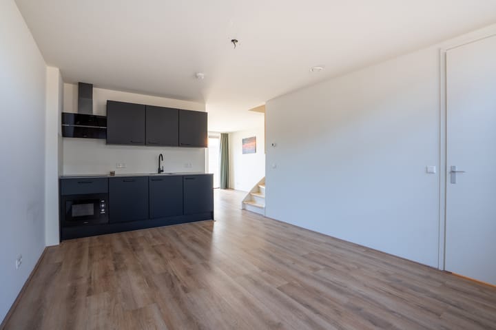 Photo 3 of Hoofdstraat 12-D