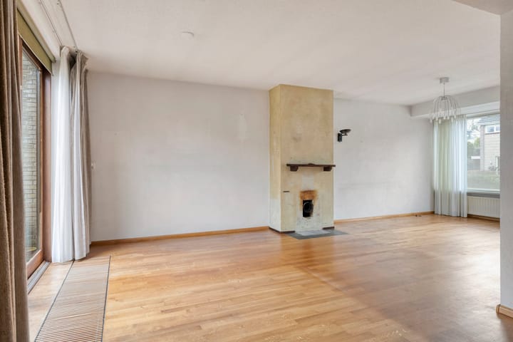 Photo 2 of Rode Baan 8