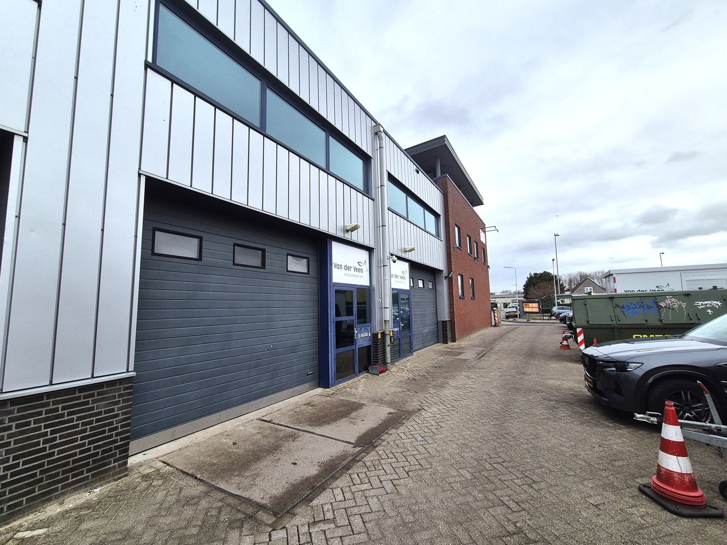 Bekijk foto 2 van Prisma 22