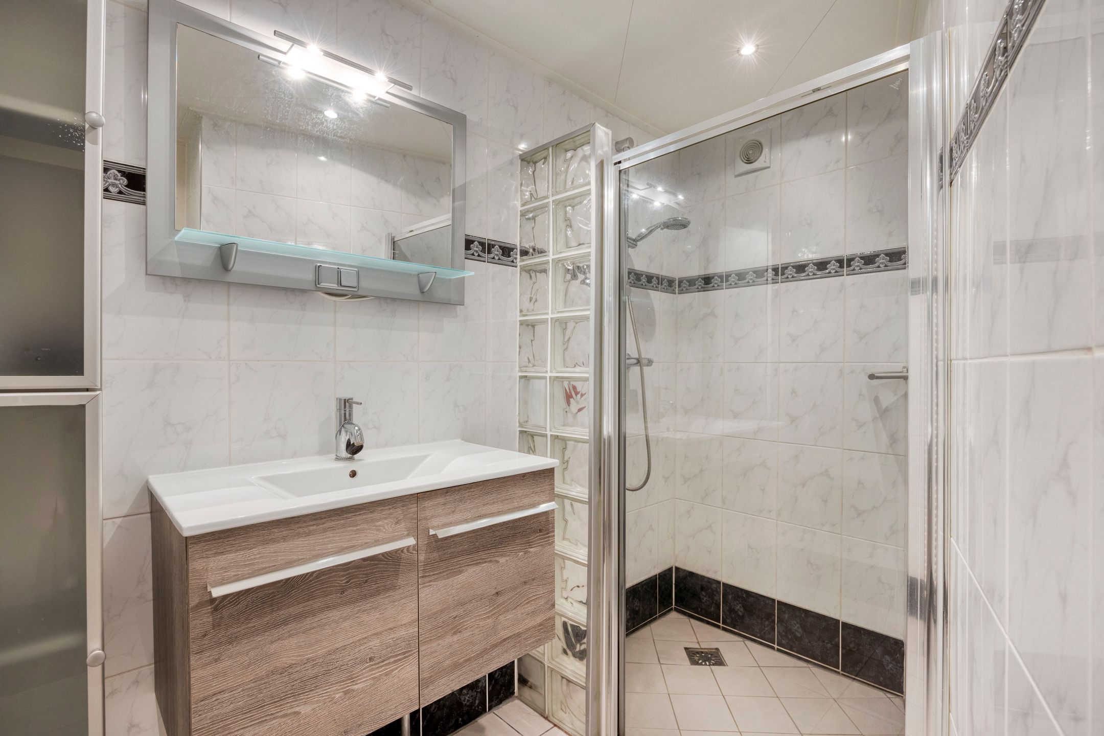 Foto 15 van Tuinstraat 1-C