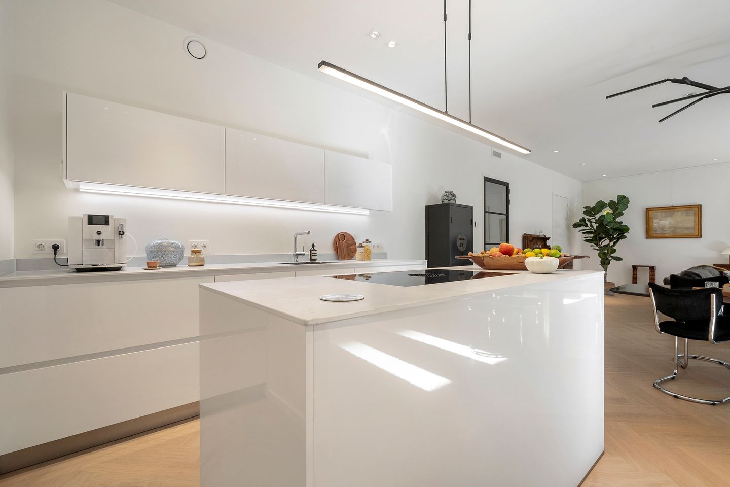 Foto 19 van Burgemeester Rijnderslaan 204