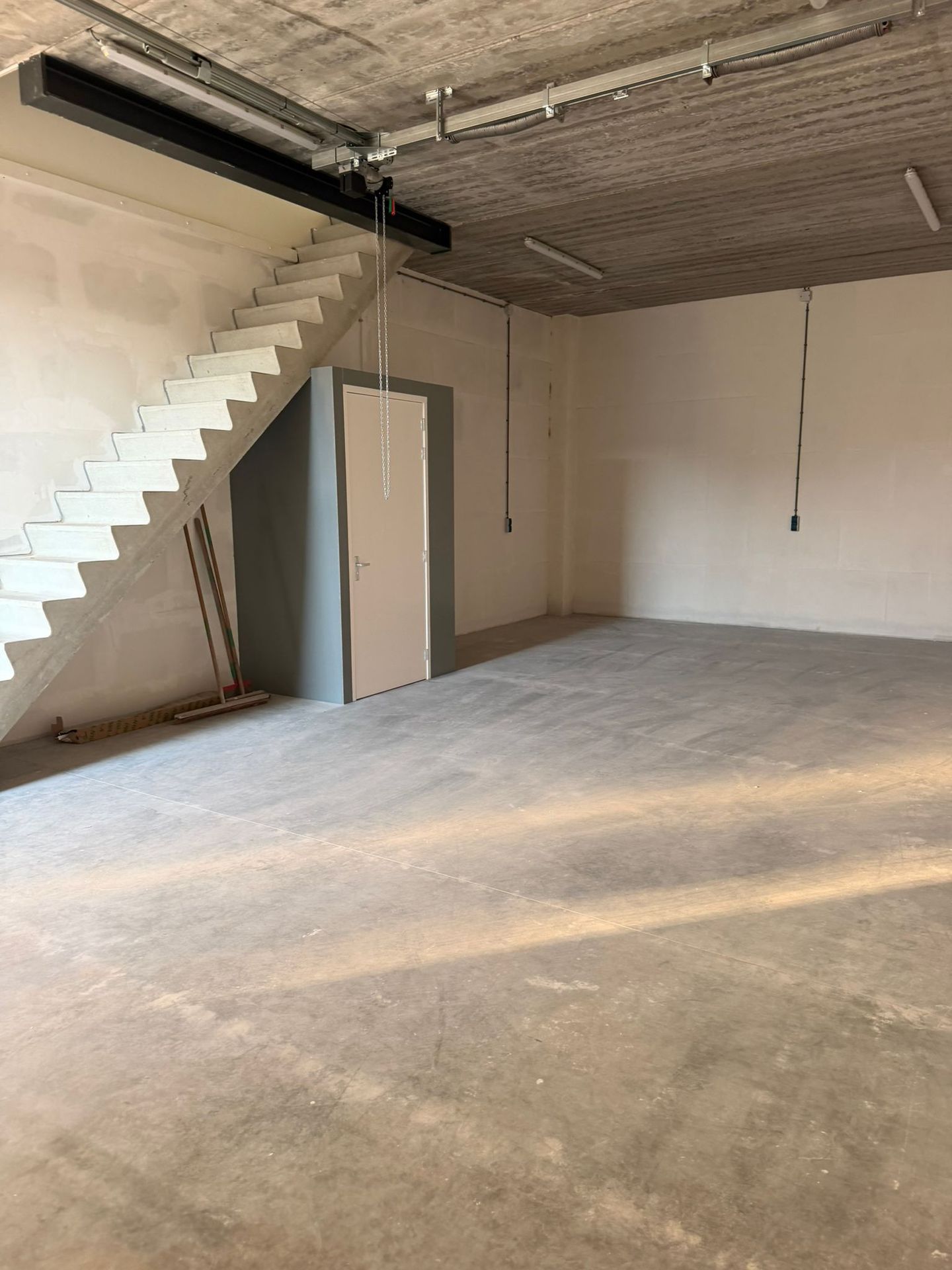 View photo 3 of Zandeweg 9-B