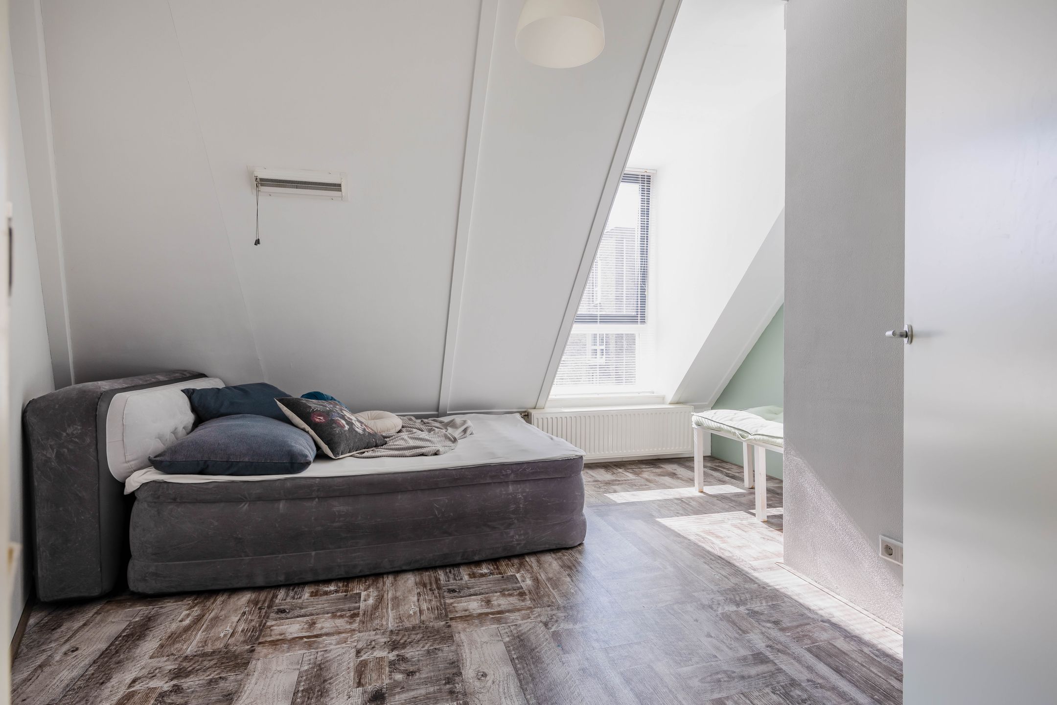 Foto 12 van Veehalstraat 16