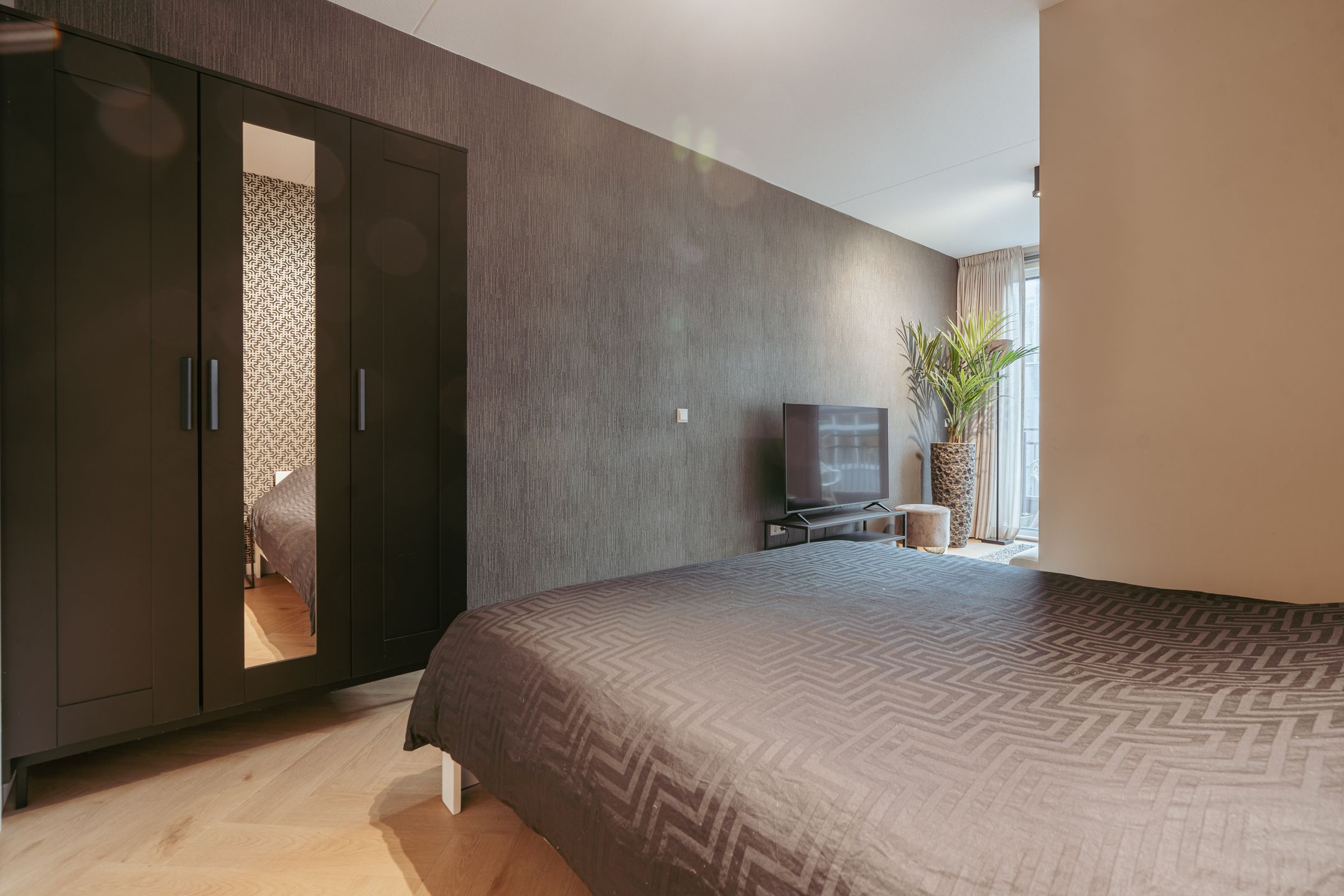 Photo 12 of Faas Wilkesstraat 389