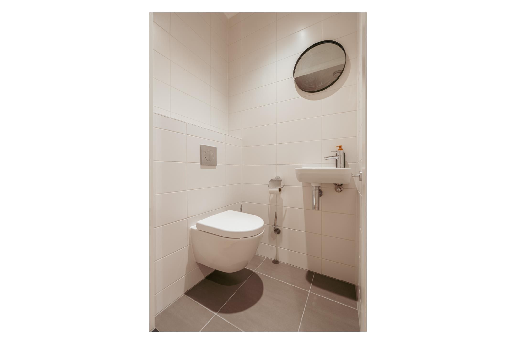 Photo 15 of Faas Wilkesstraat 389