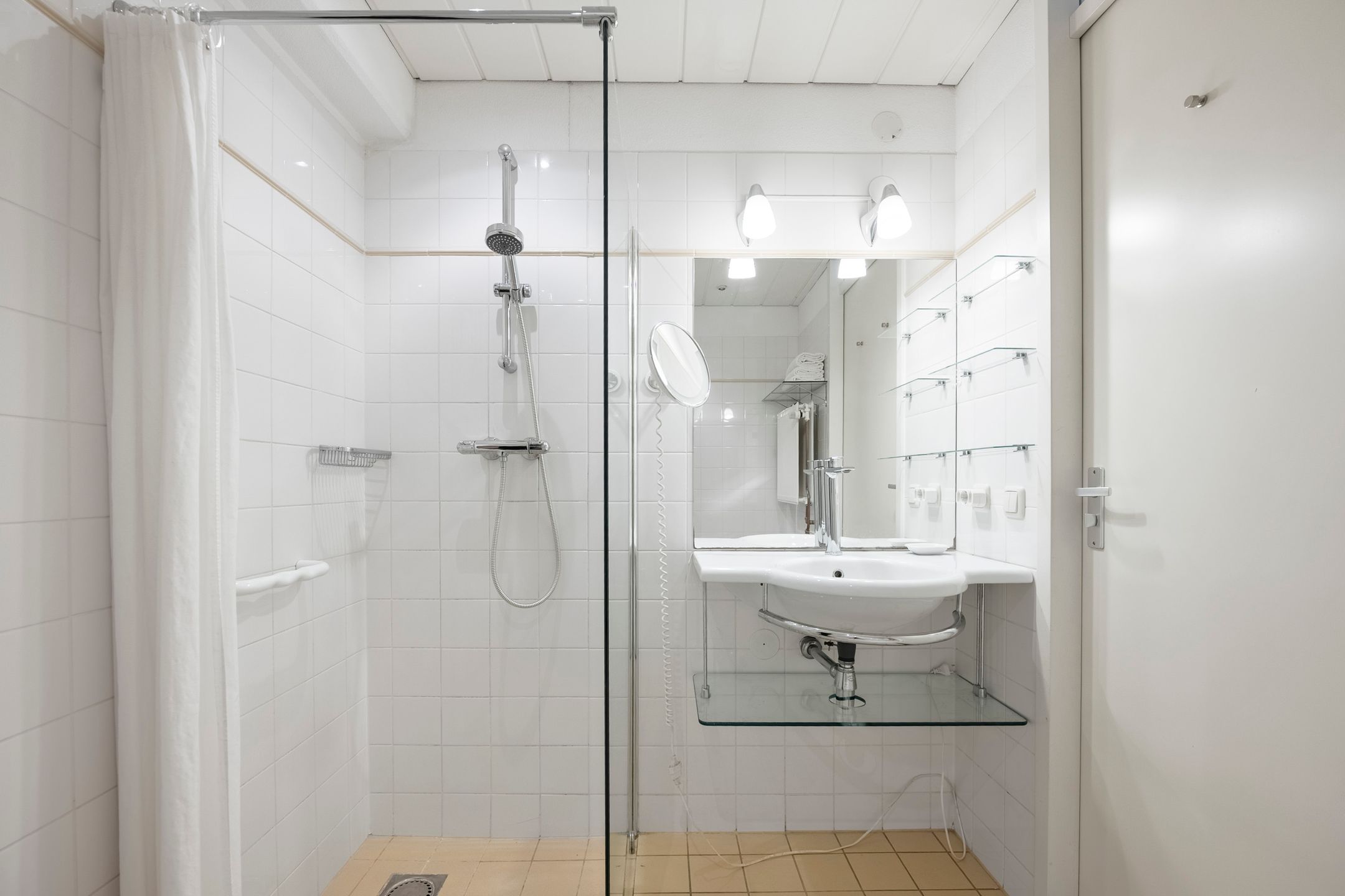 Foto 27 van Raadhuisstraat 11-F