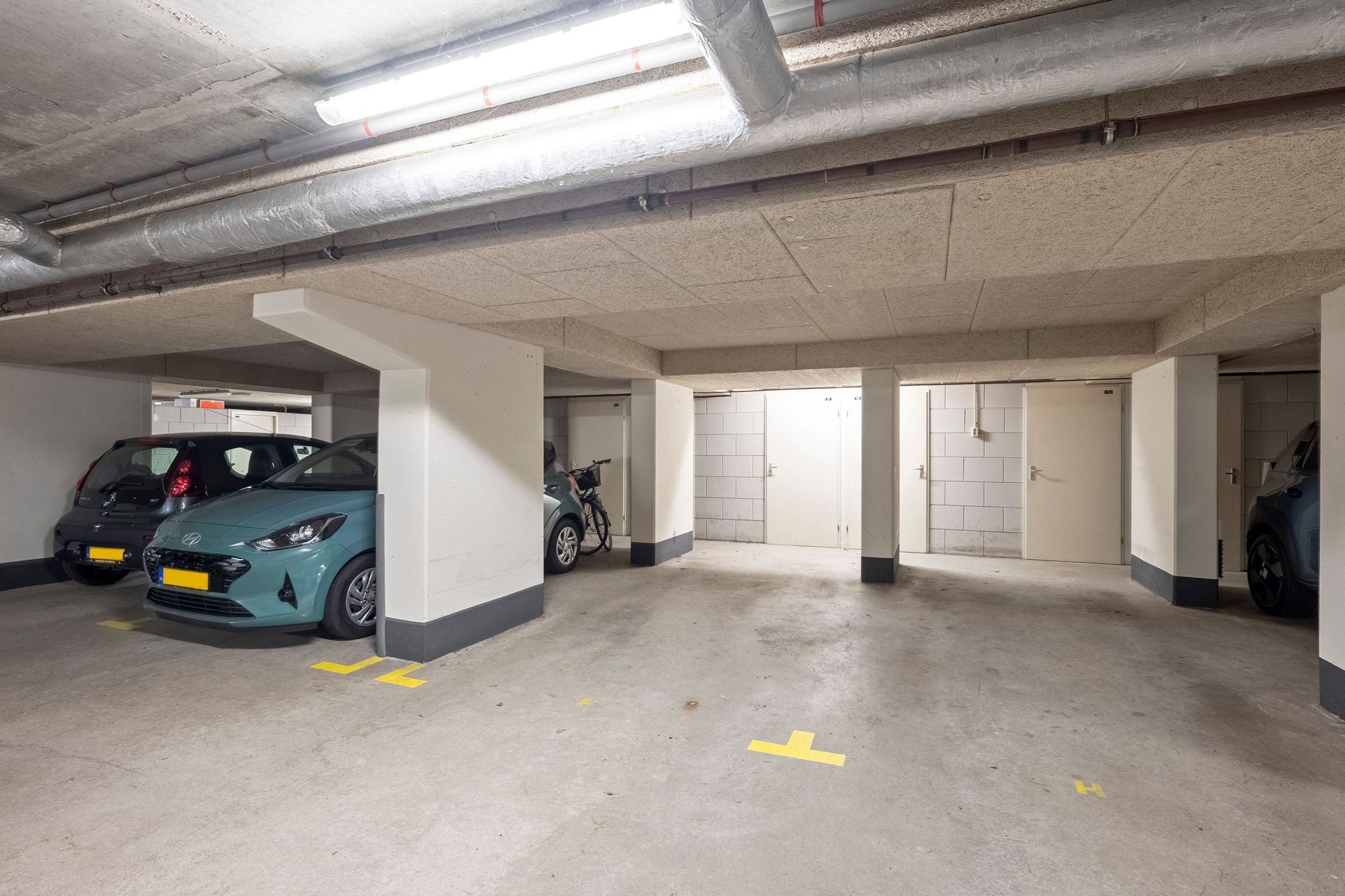 Foto 33 van Raadhuisstraat 11-F