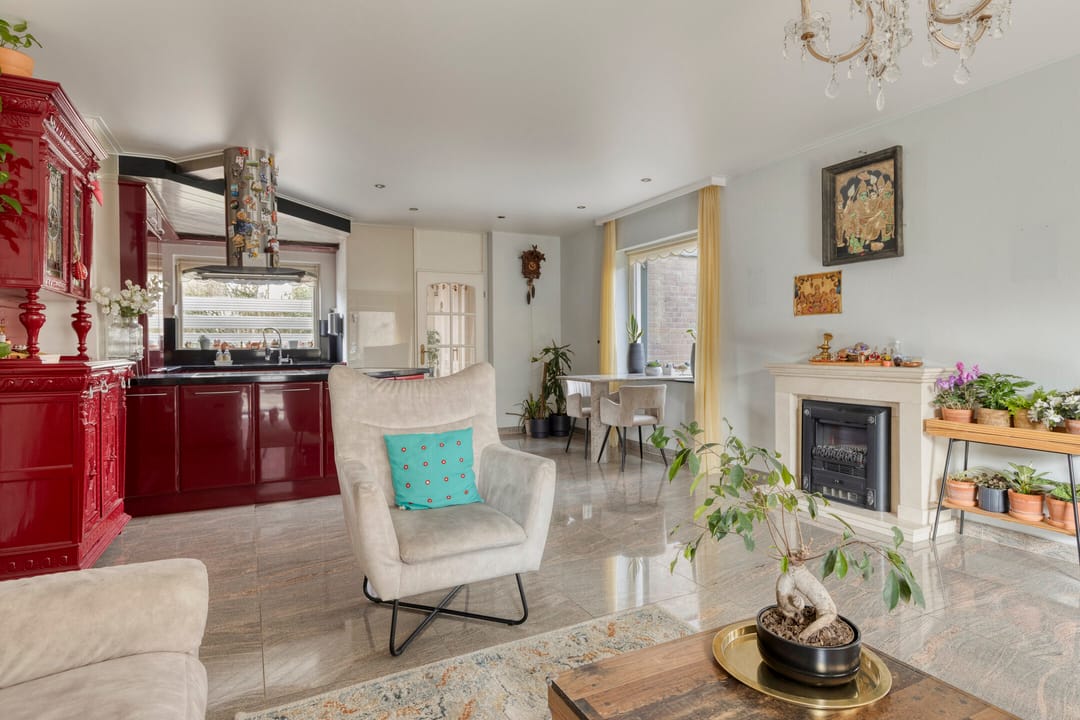 Spacious corner ground-floor apartment with sunny garden in Zoetermeer — 12