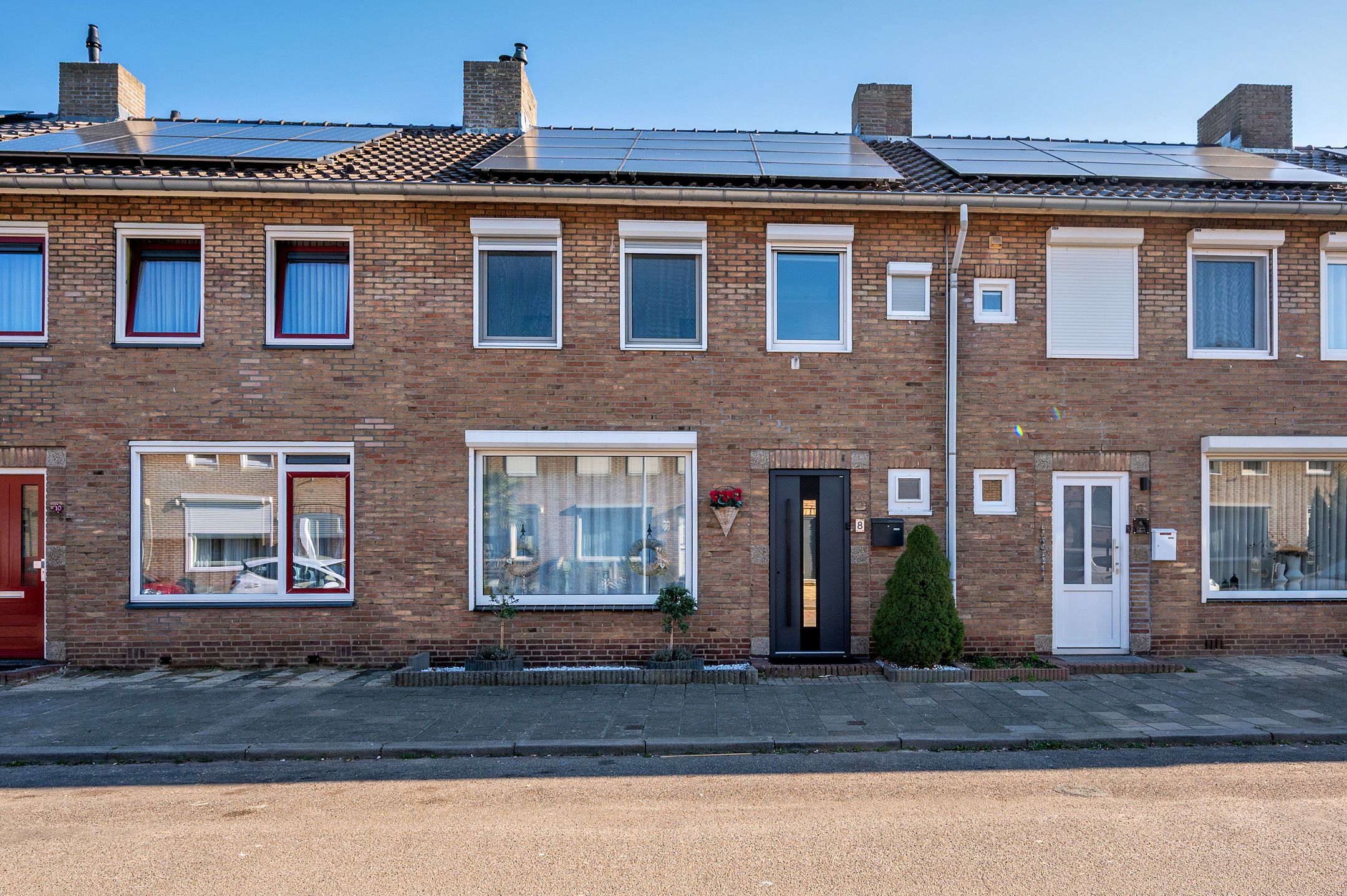 Burgemeester Coenegrachtstraat 8 