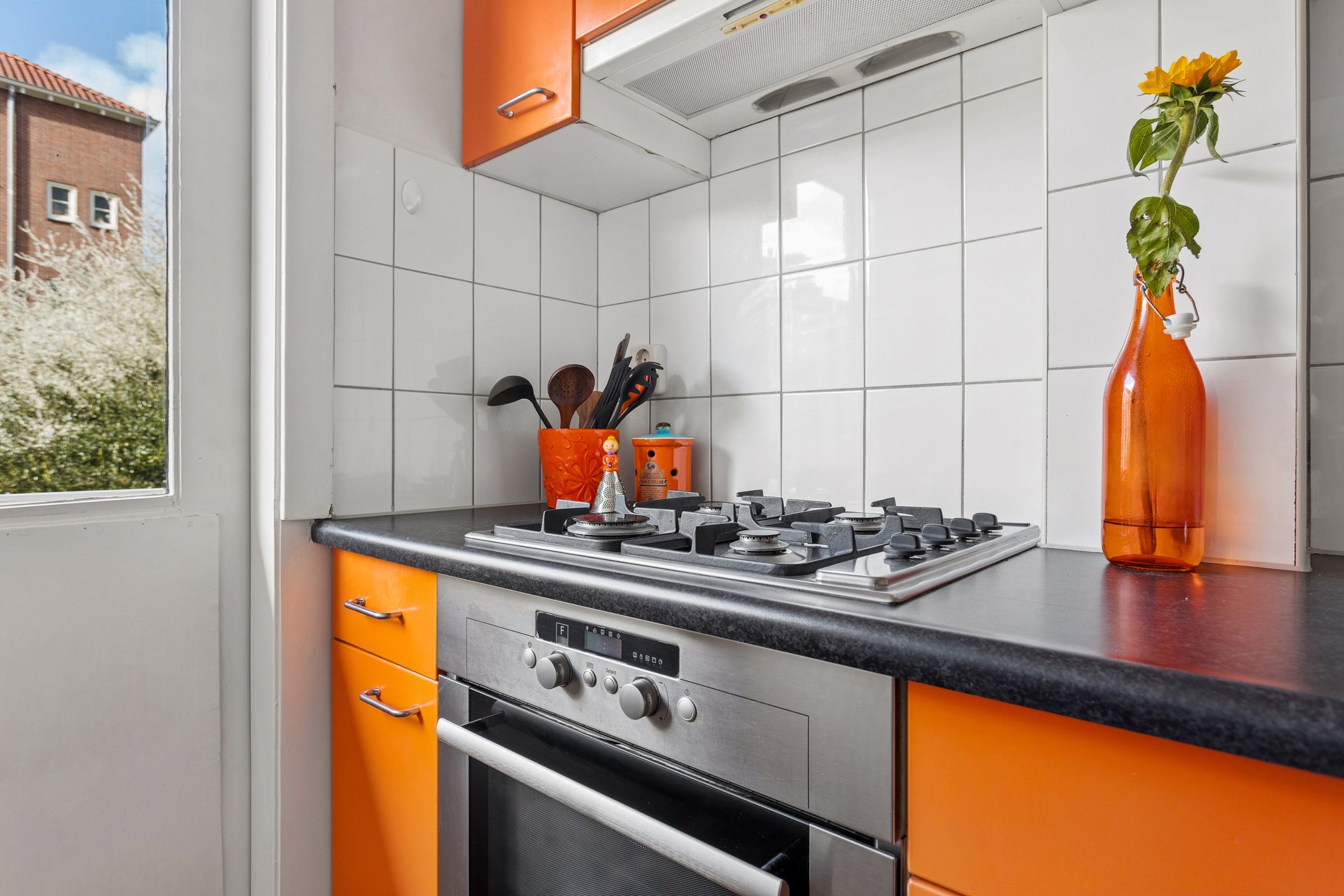 Photo 12 of Orteliusstraat 319-1