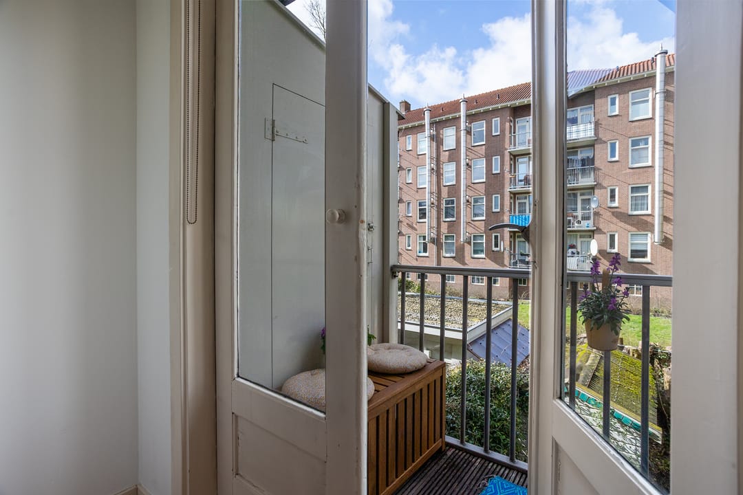 Photo 32 of Orteliusstraat 319-1