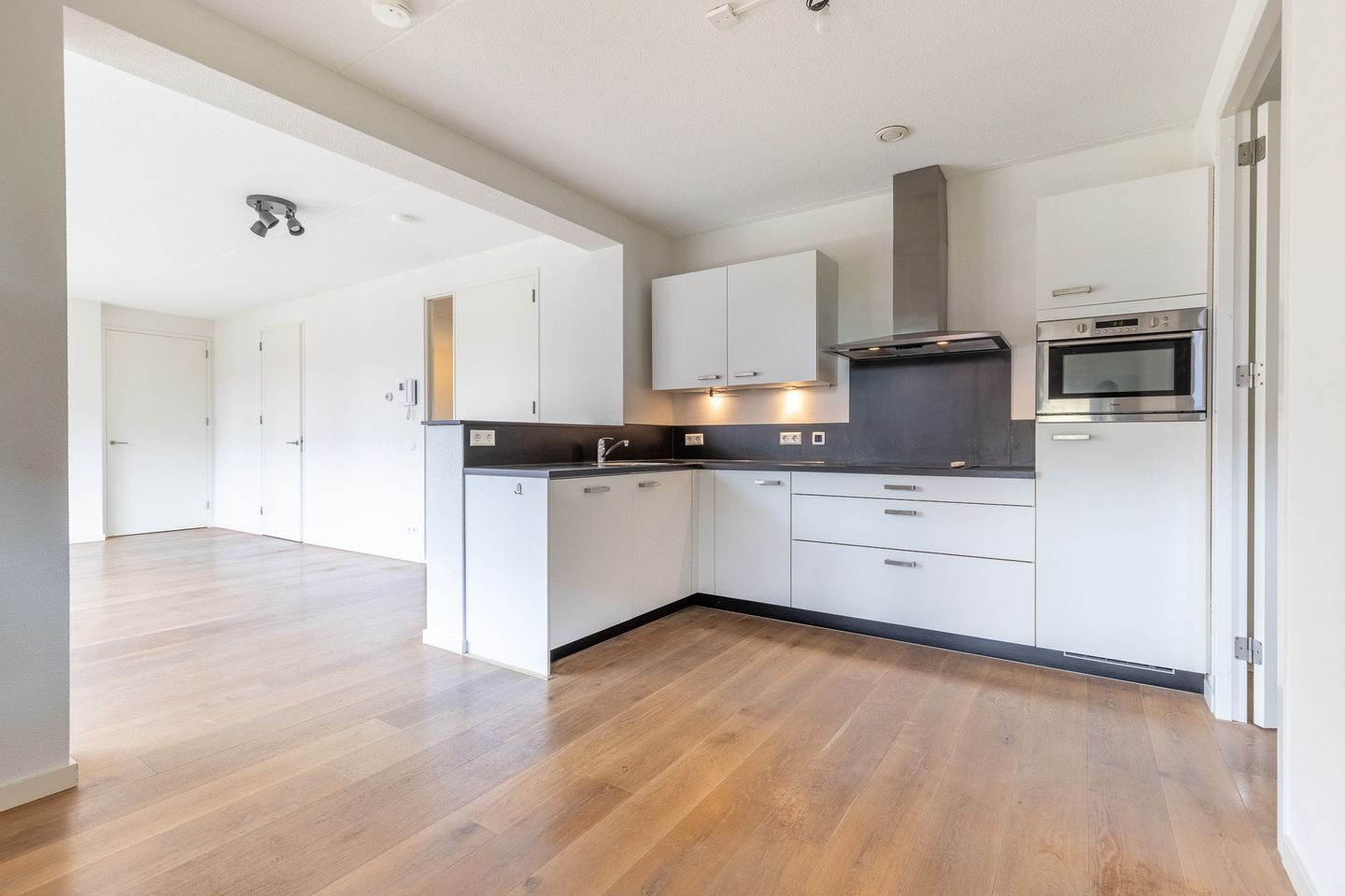 Foto 19 van Voorsterbeeklaan 100