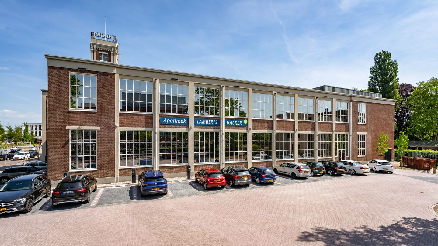 Bekijk foto 2 van Twenthe-plein 1-3