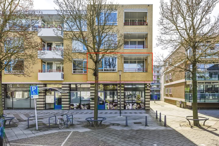 Photo 3 of Coosje Buskenstraat 156