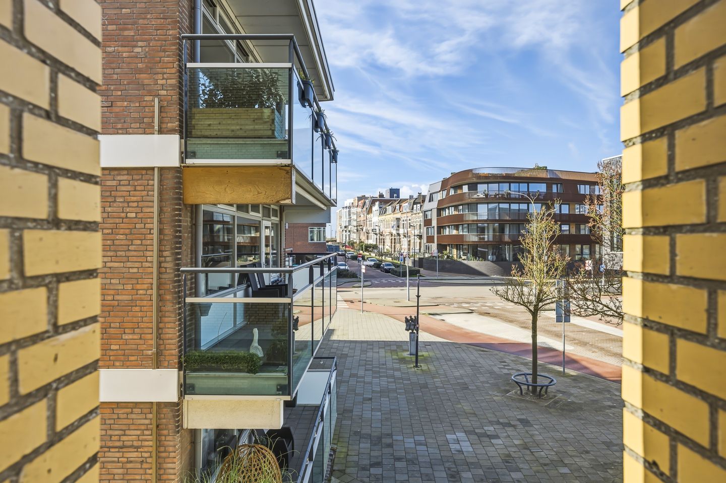 Foto 19 van Coosje Buskenstraat 156