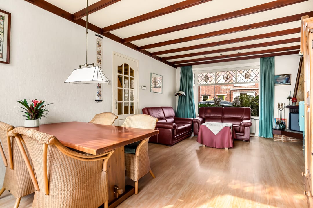 Foto 17 van Leeuwendalersstraat 4