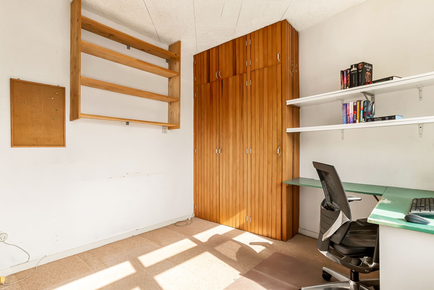 Foto 44 van Leeuwendalersstraat 4