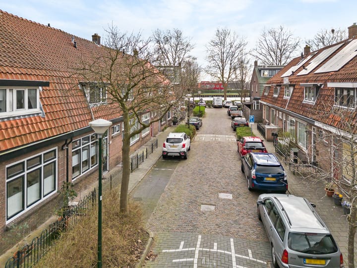 Foto 2 van Burgemeester Strick van Linschotenstraat 39