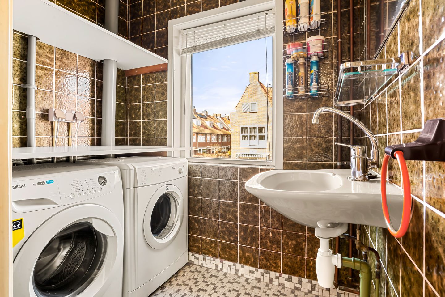 Foto 50 van Leeuwendalersstraat 4