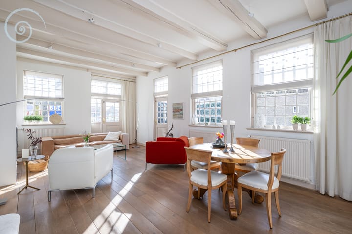 Markt 6